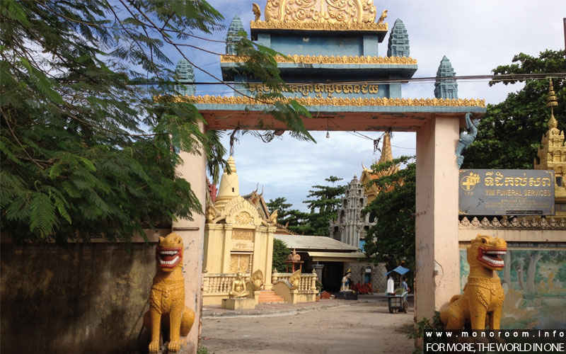 តាំង សារ៉ាក់៖ នៅកម្ពុជា ហេតុអ្វីព្រះសង្ឃខ្មែរក្រោមចេះតែខុស!